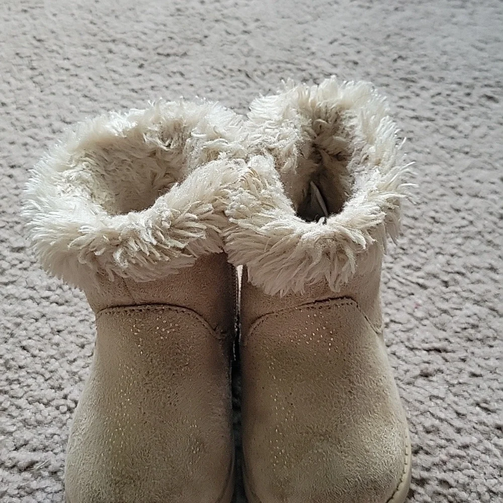 Cat & Jack Toddler Girl's Boots - Picture 3 of 9